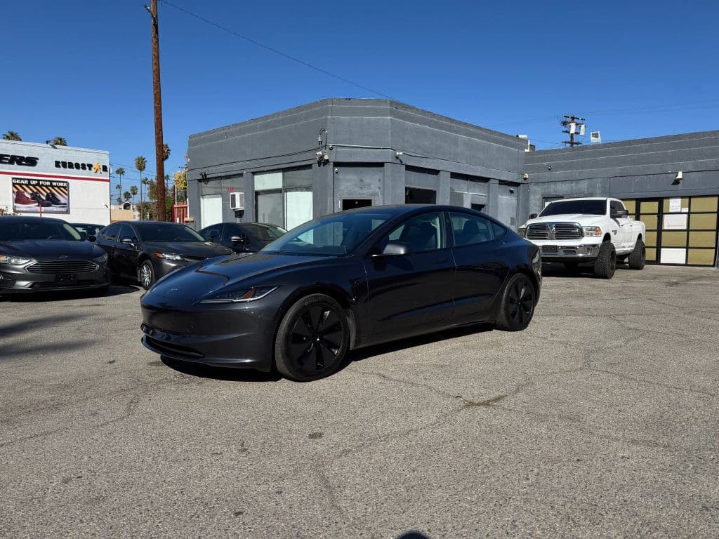 2024 TESLA MODEL 3