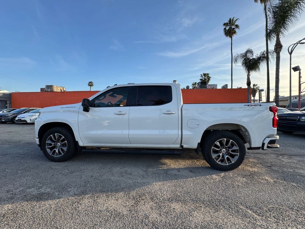 2019 Chevrolet Silverado 1500 RST - Photo 6